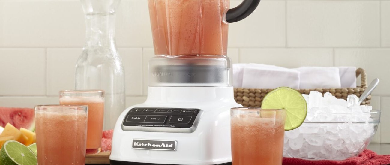 10 Best Blenders for Smoothies &  Smoothie Makers 2020