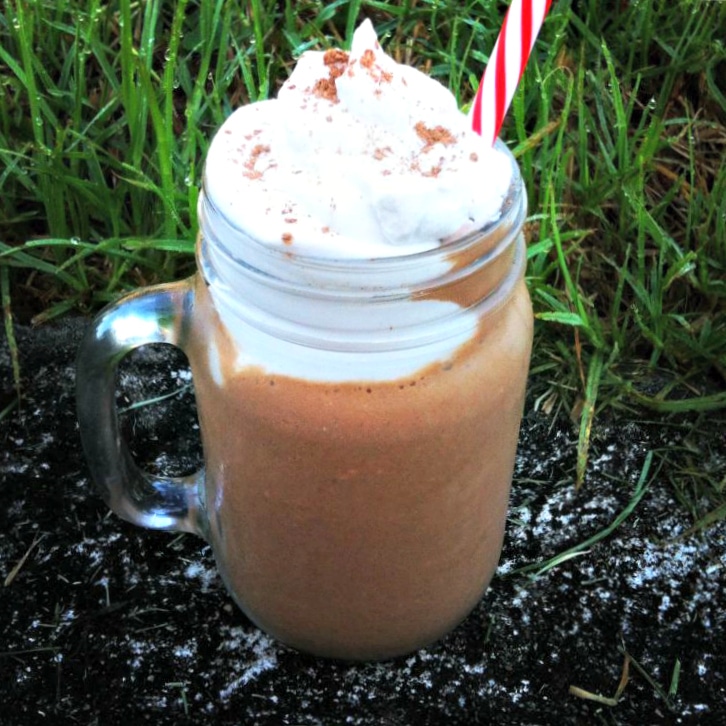10 of the best healthy CHOCOLATE smoothies for Easter