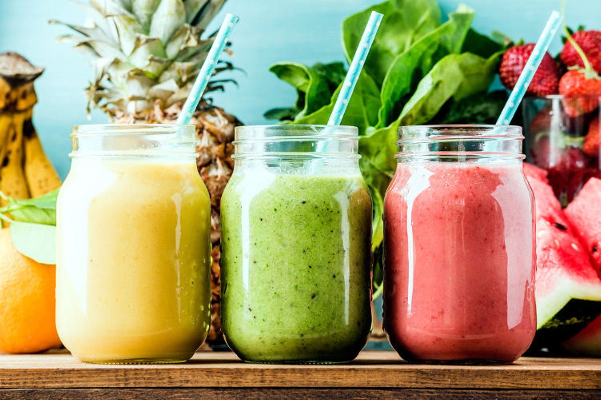 12 Breakfast Smoothies To Lose Weight