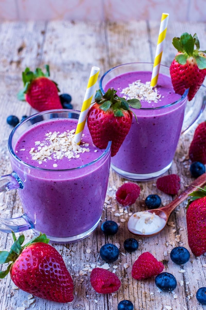 12 Easy &  Healthy Fruit Smoothie Recipes To Try ...
