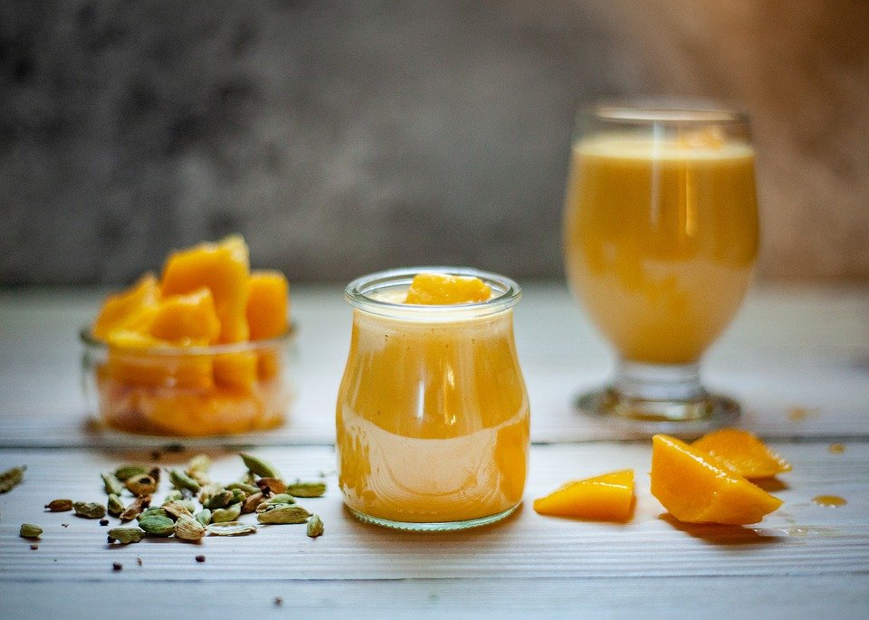 13 Mango Smoothie Recipes for Weight Loss: Slimming Smoothies