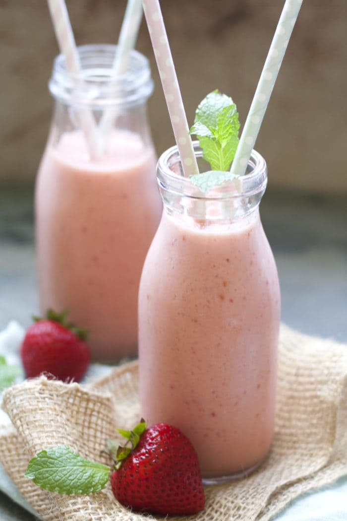 45 Back to School Breakfast Smoothies // The Speckled Palate