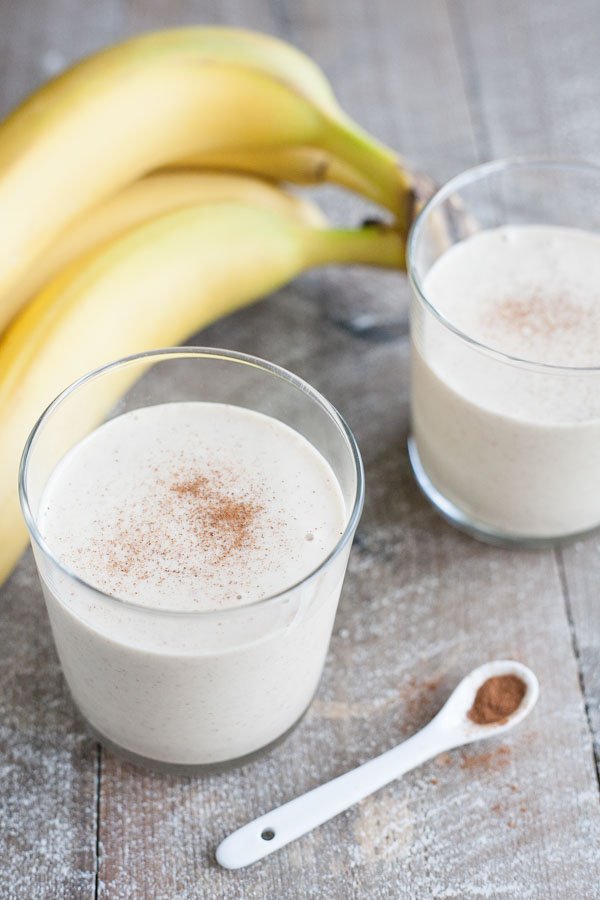 Almond Butter and Banana Oatmeal Smoothie