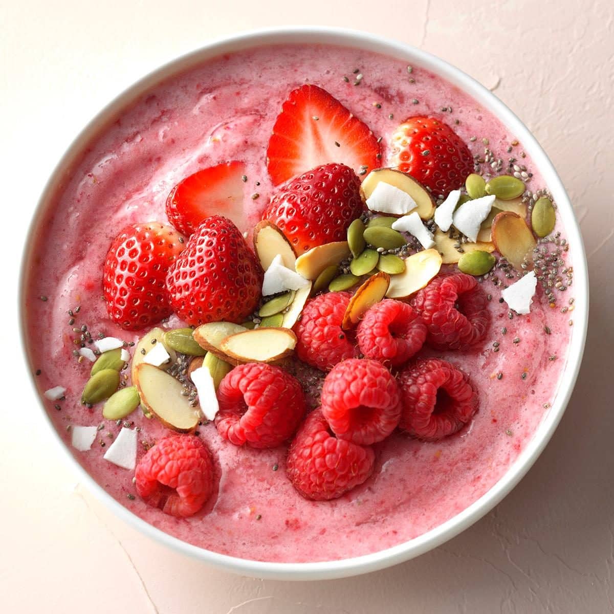 Berry Smoothie Bowl Recipe: How to Make It