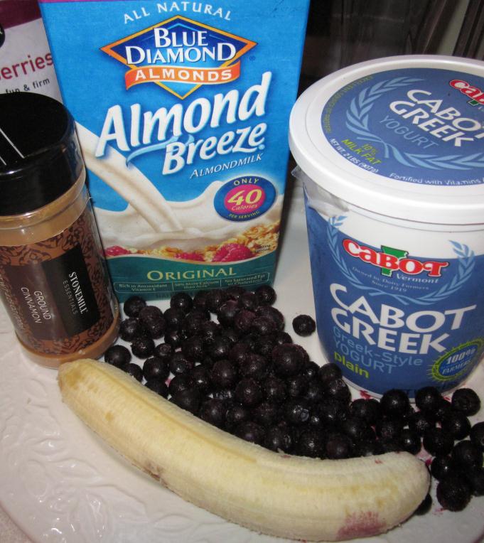 Chubby Chicks Health Club: Blueberry, Banana, Greek Yogurt and Almond ...