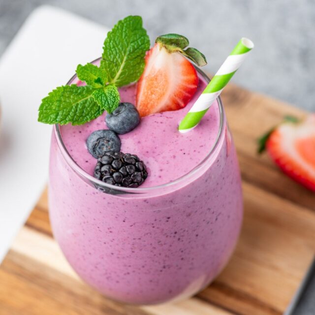 Easy Berry Belly Fat Smoothie