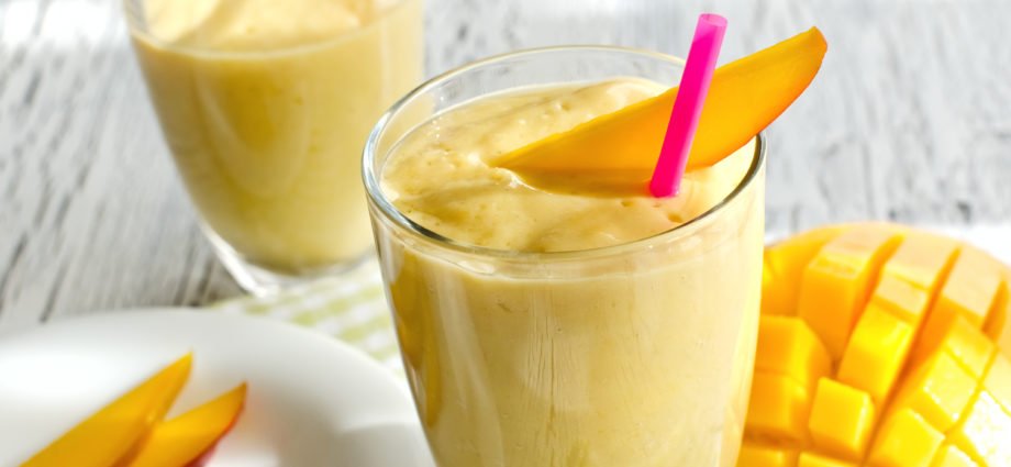 Frozen Mango Smoothie Recipe With Bananas And Greek Yogurt ...