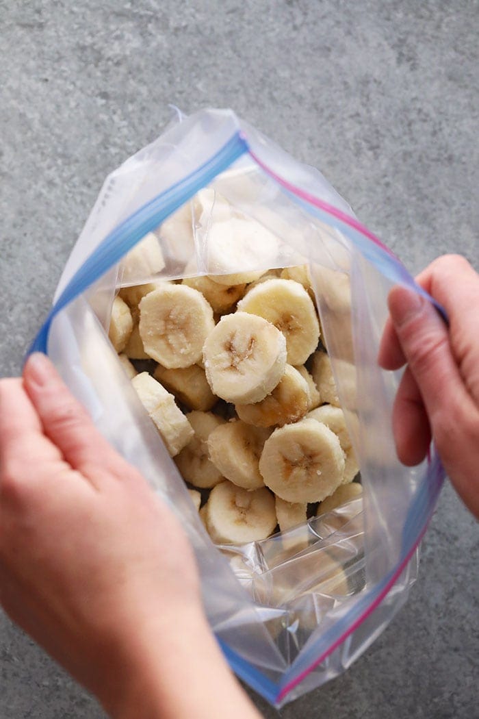How to Freeze Bananas (for smoothies and baking!)