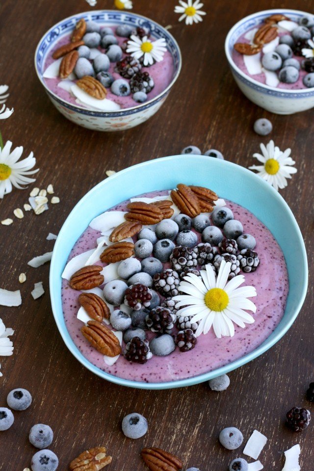 How to Make a Smoothie Bowl  Happy Kitchen