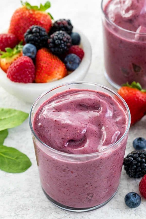 How to Make a Smoothie (Complete Guide)