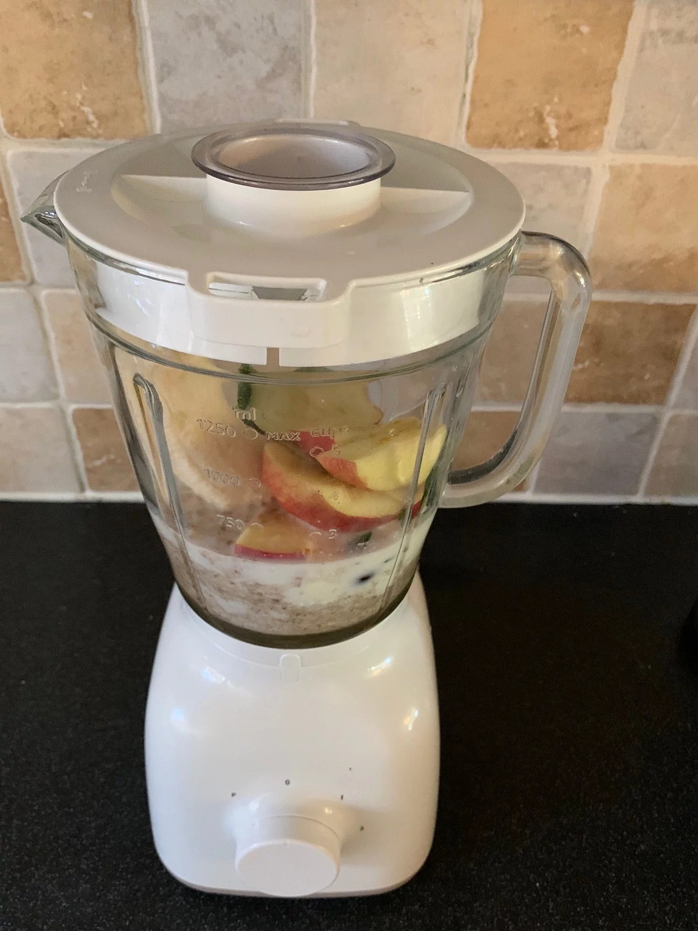 How To Make Smoothies In a Blender