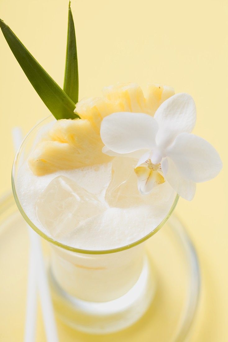 Pineapple Smoothie with Almond Milk recipe