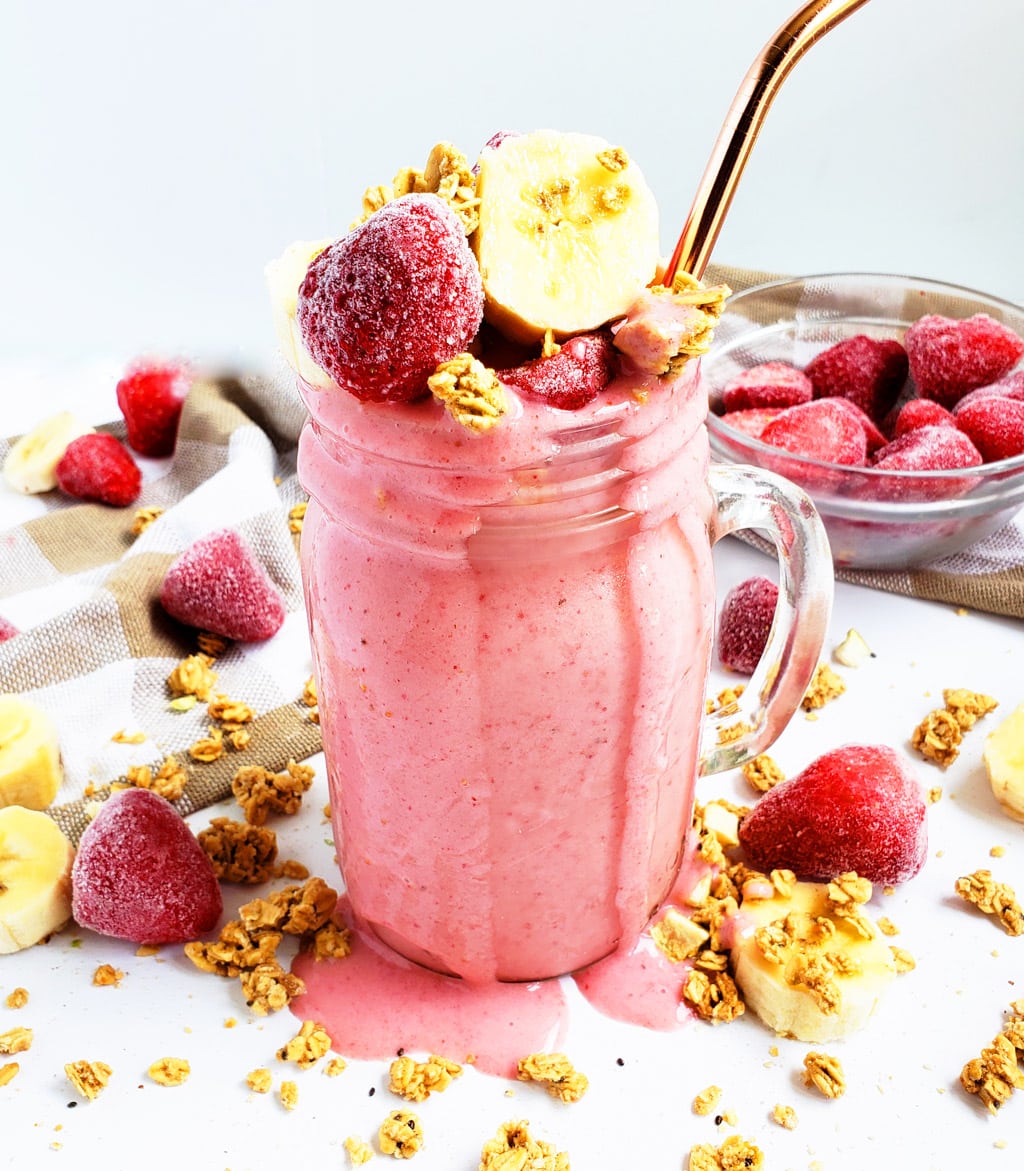 Simple Strawberry Banana Oat Smoothie