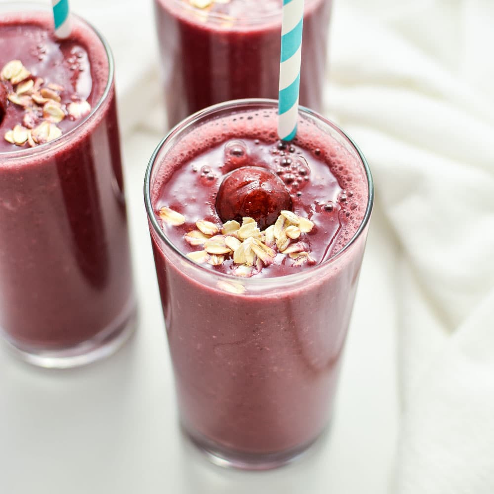 Smoothie Week: Strawberry Cherry Oatmeal SmoothiesCooking and Beer