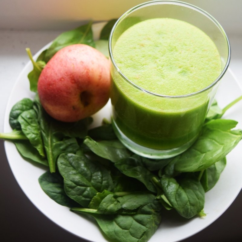 Spinach and Apple Smoothie