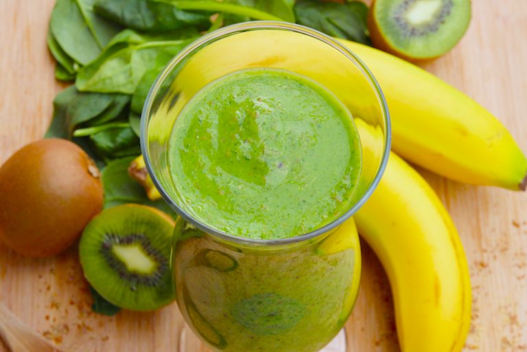 This High Energy Smoothie Will Help Clean Out Your Digestive Tract and ...