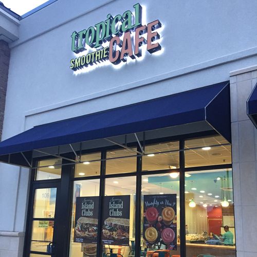 Tropical Smoothie Cafe Signs 77 Franchise Agreements ...