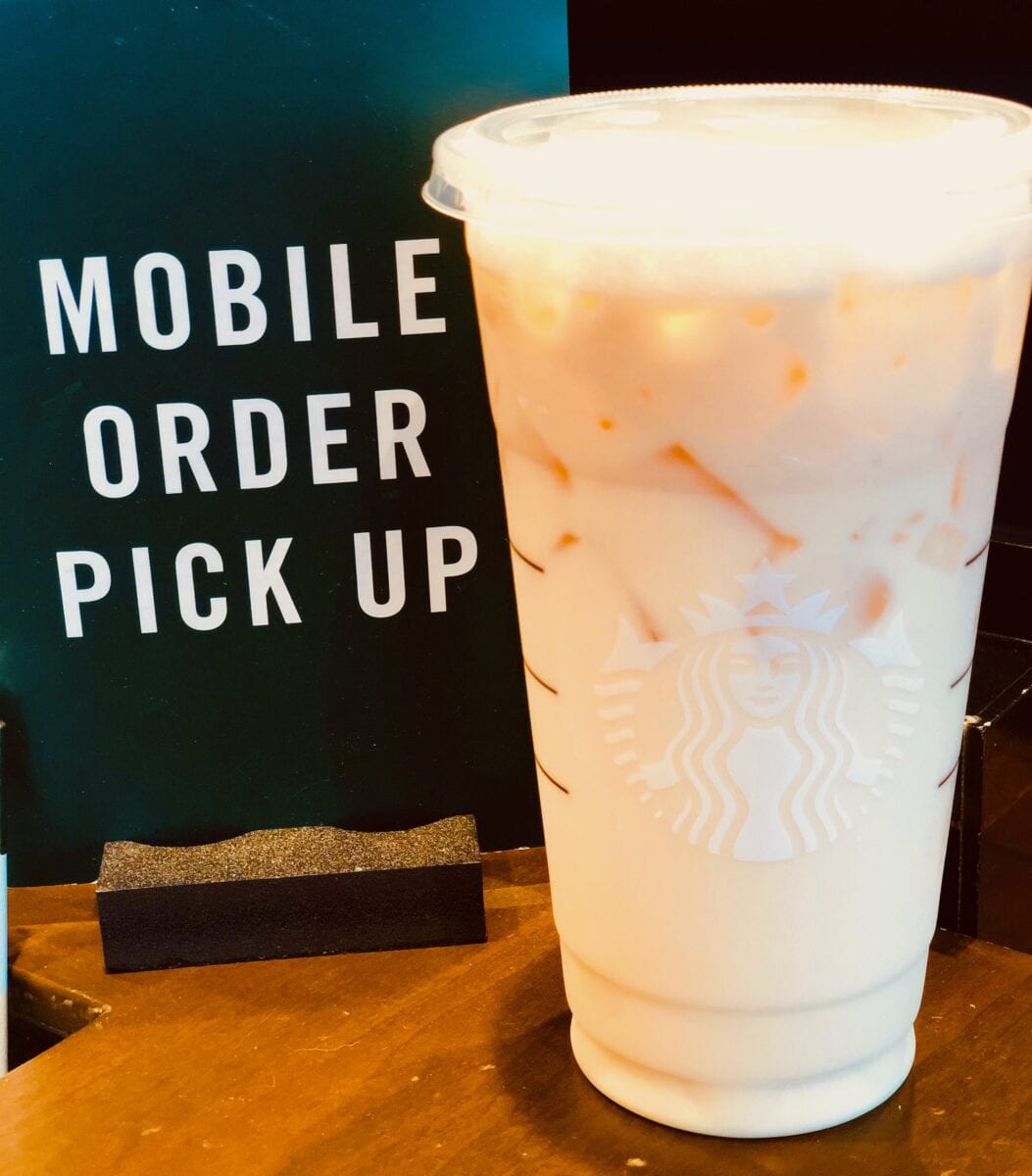 You Can Get A Peaches and Cream Drink At Starbucks